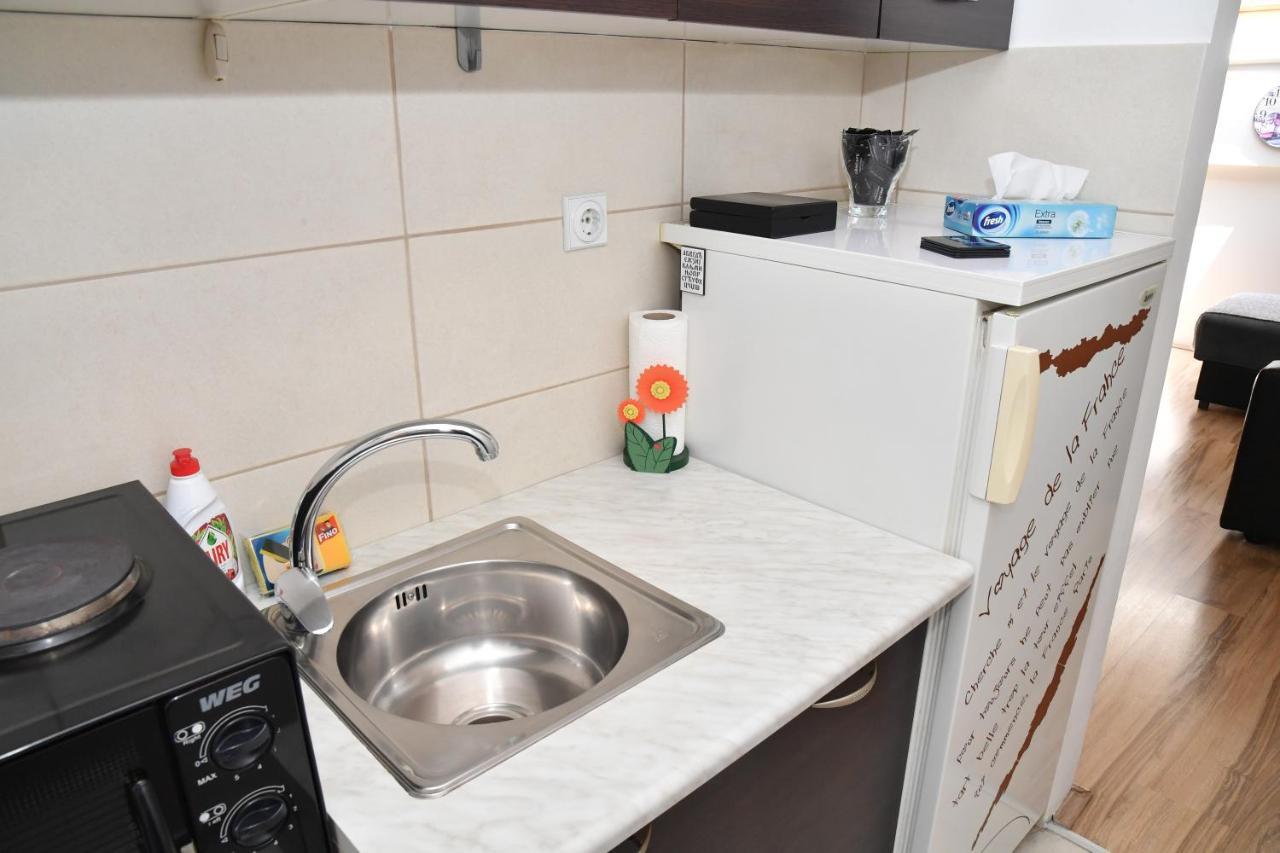 Stan Na Dan Apartment Nis Exterior photo
