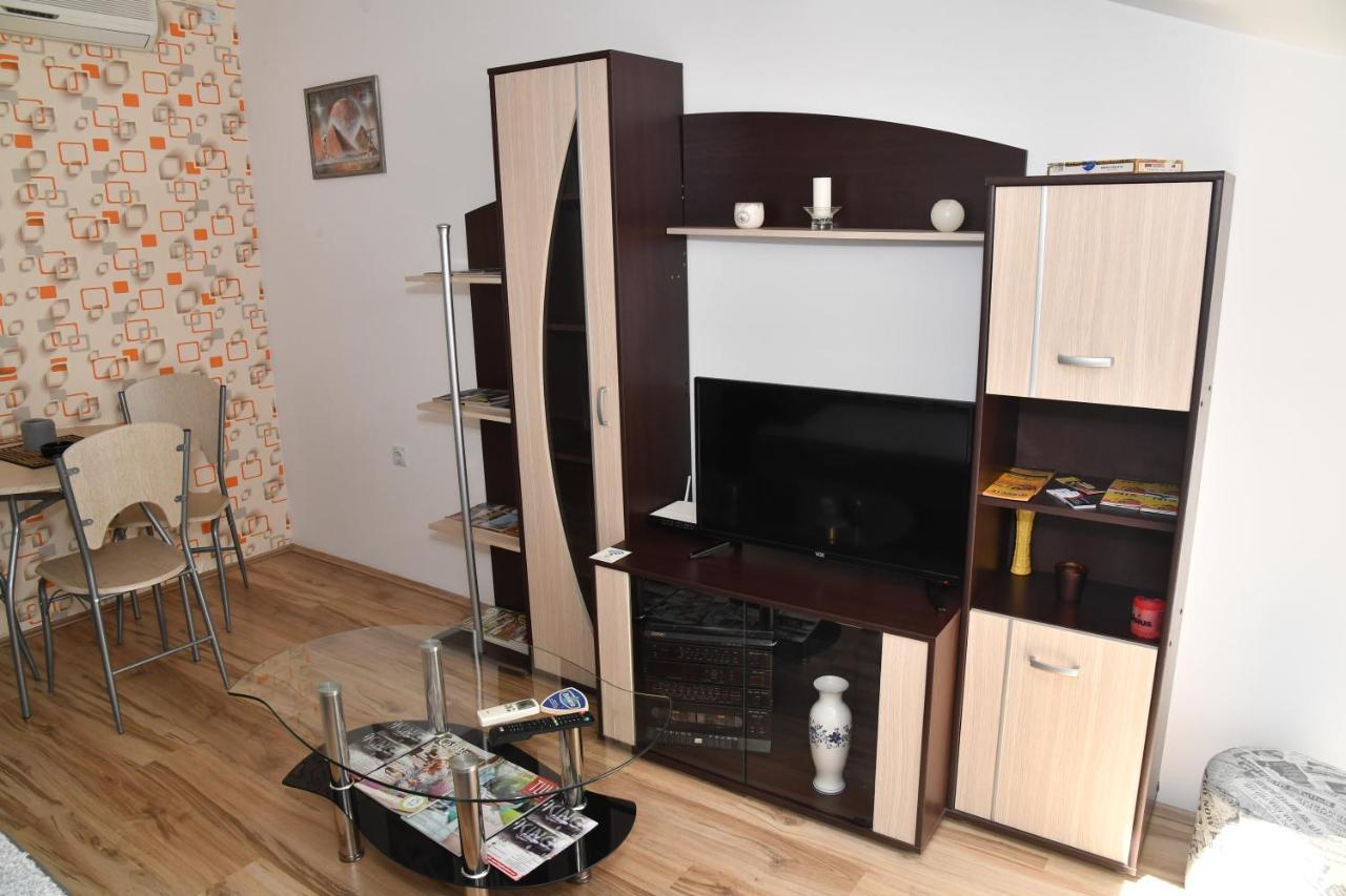 Stan Na Dan Apartment Nis Exterior photo